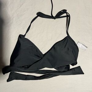 NWT Aerie black bikini wrap top with removable padding